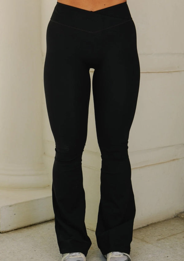 Petite Elara Flares - Black
